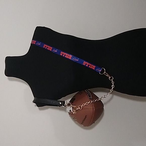 HANDMADE Football Purse (BUFFALO BILLS) 🏈 - Picture 5 of 17